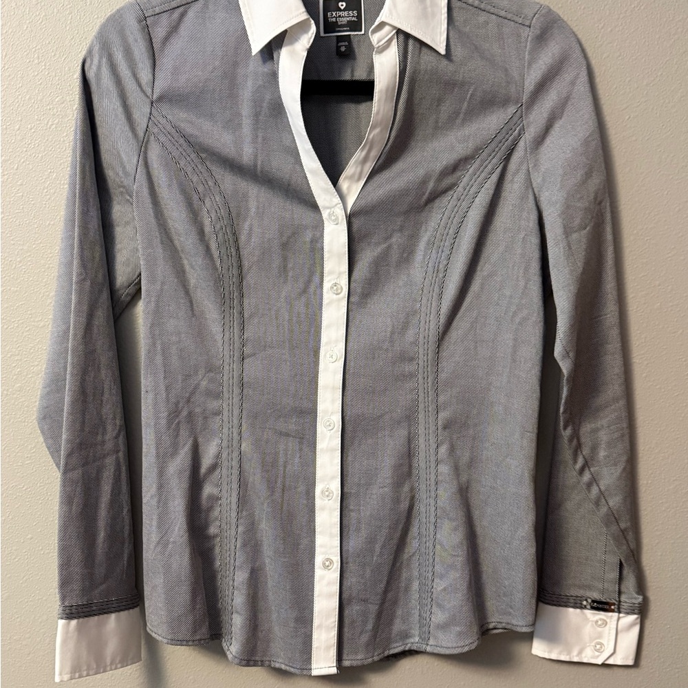 NWOT Express Two-Tone Women’s Button Up